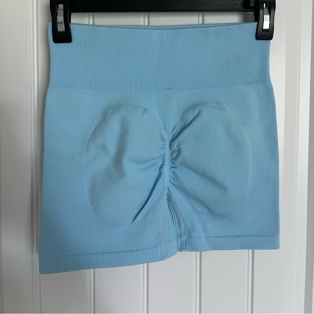 *BUNDLE* High Rise Ribbed Scrunch Shorts